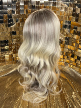 Load image into Gallery viewer, Mynx - Bleached Blonde (Exclusive)