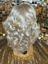 Load image into Gallery viewer, Vixen - Basic Blonde (Exclusive)