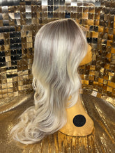 Load image into Gallery viewer, Mynx - Bleached Blonde (Exclusive)