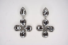 Load image into Gallery viewer, Majesty - Clip On Earrings