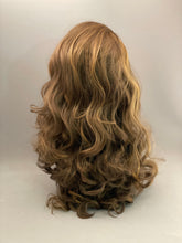 Load image into Gallery viewer, Kerri - Milk Chocolate