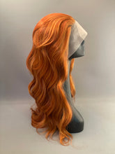 Load image into Gallery viewer, Christy - Cinnamon spice