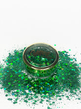 Load image into Gallery viewer, Emerald Dreams - Loose Glitter