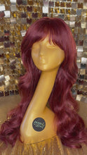 Load and play video in Gallery viewer, Sasha - Ageless Auburn (Exclusive) (Non-Lacefront)
