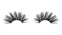 Load image into Gallery viewer, Bettie - Luxury Lashes
