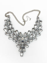 Load image into Gallery viewer, Empress - Necklace
